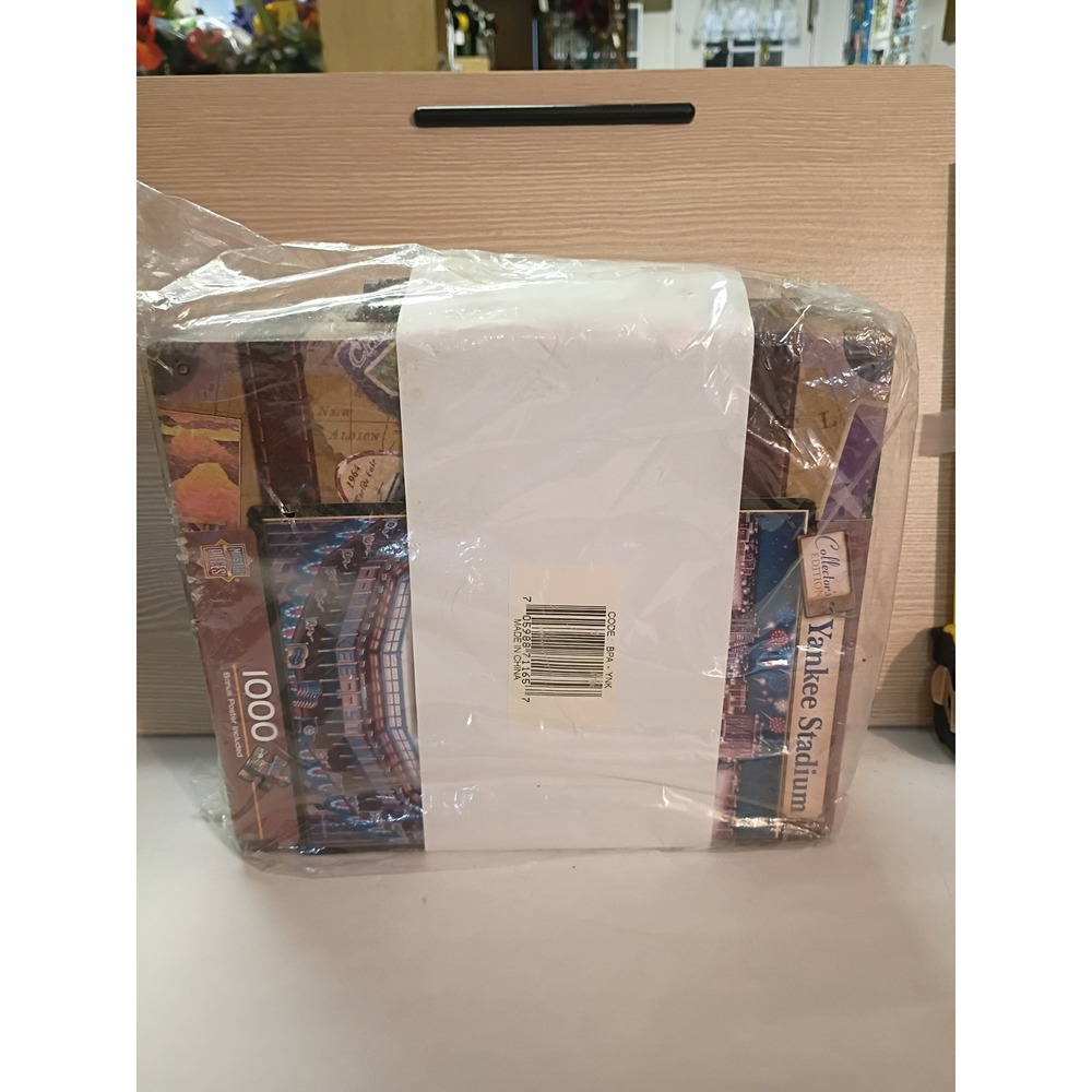 MasterPieces Yankee Stadium 1000 Piece Jigsaw Puzzle Dowdle Collector Edition